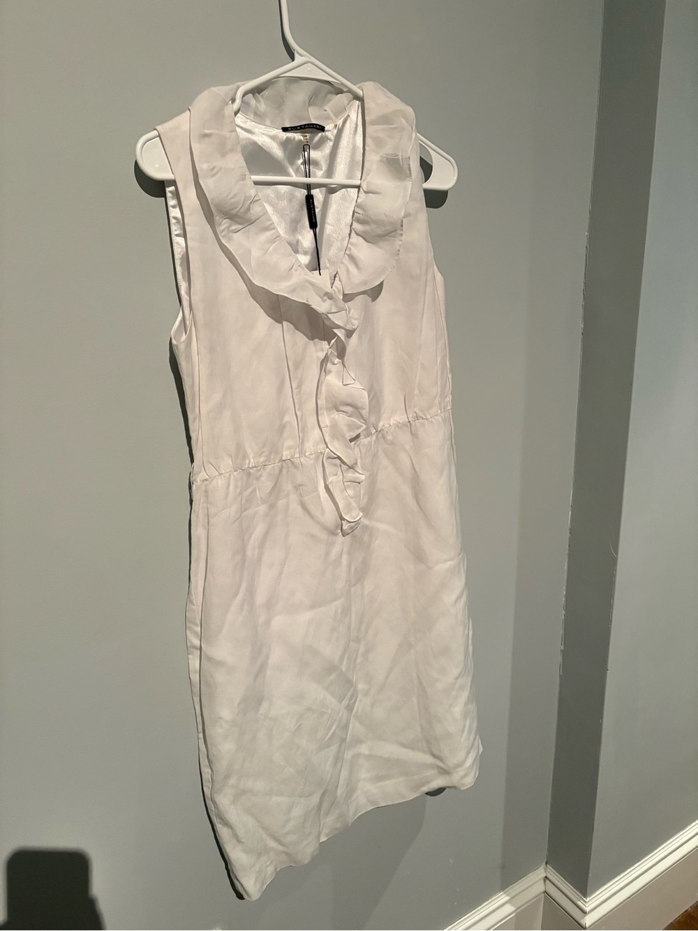 Elie Tahari White Sleeveless Ruffle-Neck Mini Dress